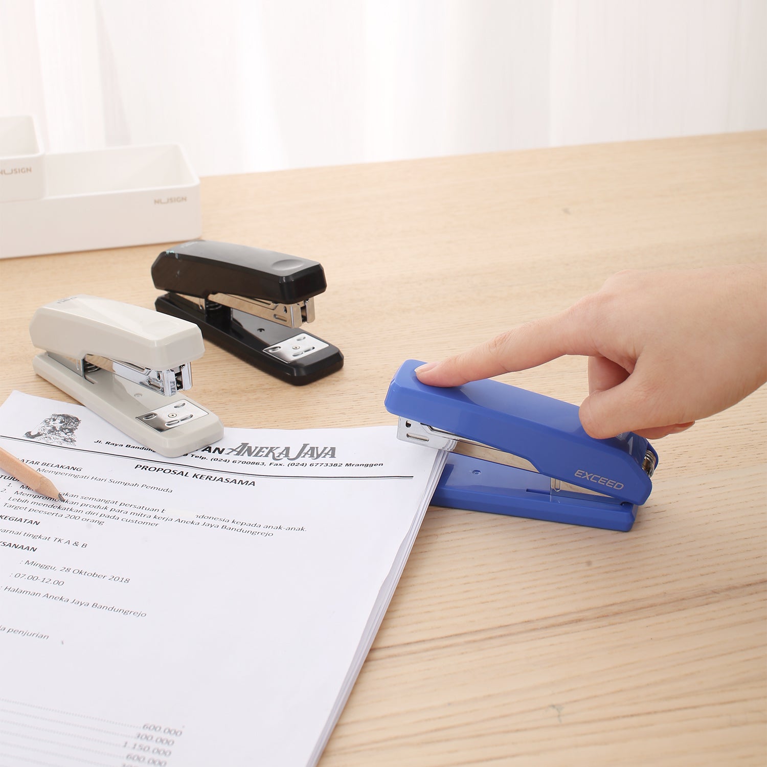 Exceed Stapler-BL-12 | Sleek | Durable | 50,000+ Stapling