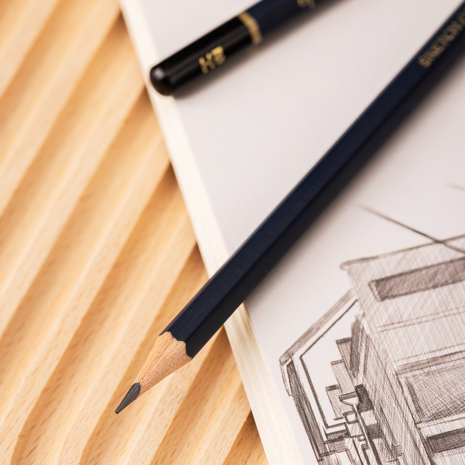 Finenolo Sketching Pencil-Set | Extra dark Graphite | Soft Basswood body
