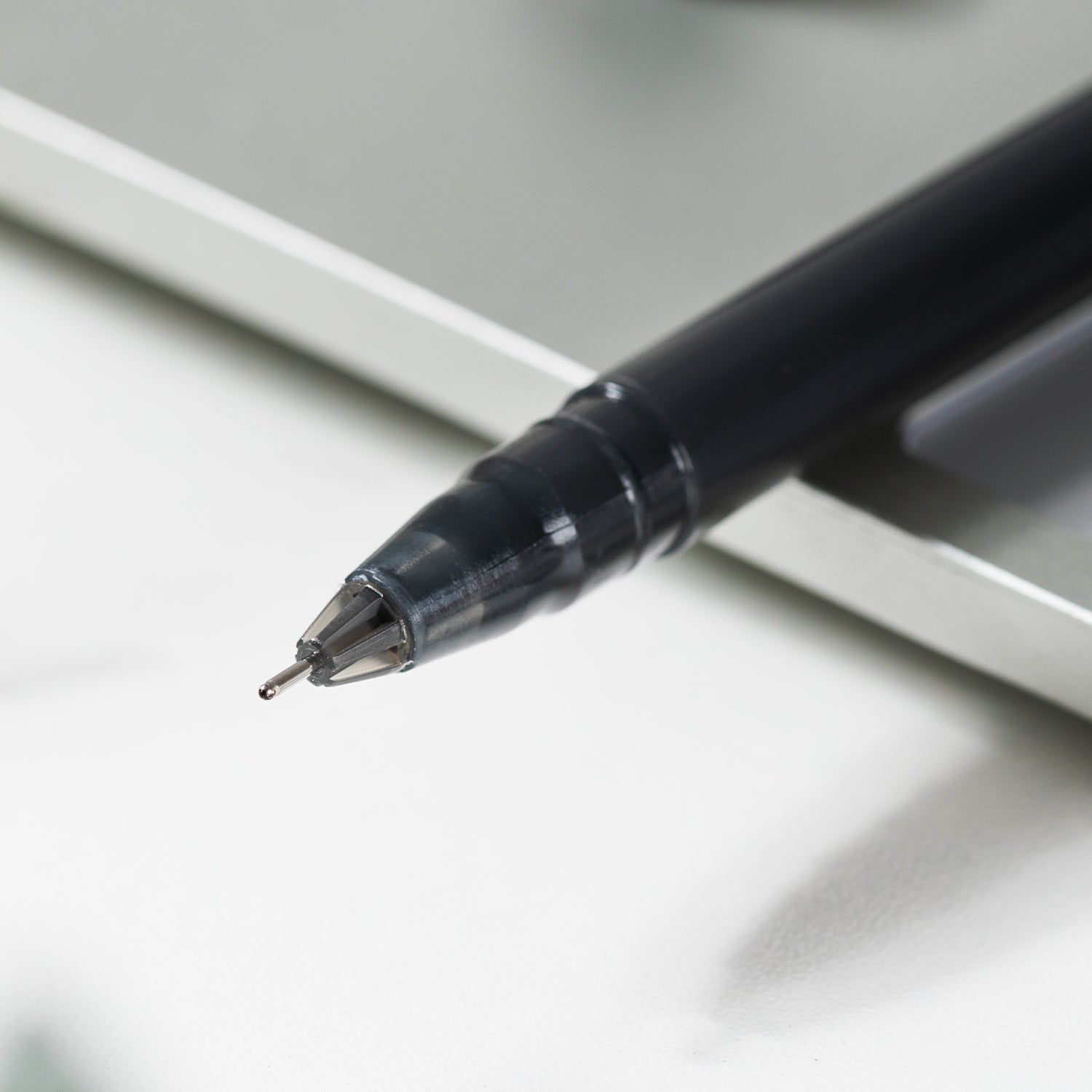 Max  Gel pen-0.5- EG62-BK | Ultra fine 0.5mm tip