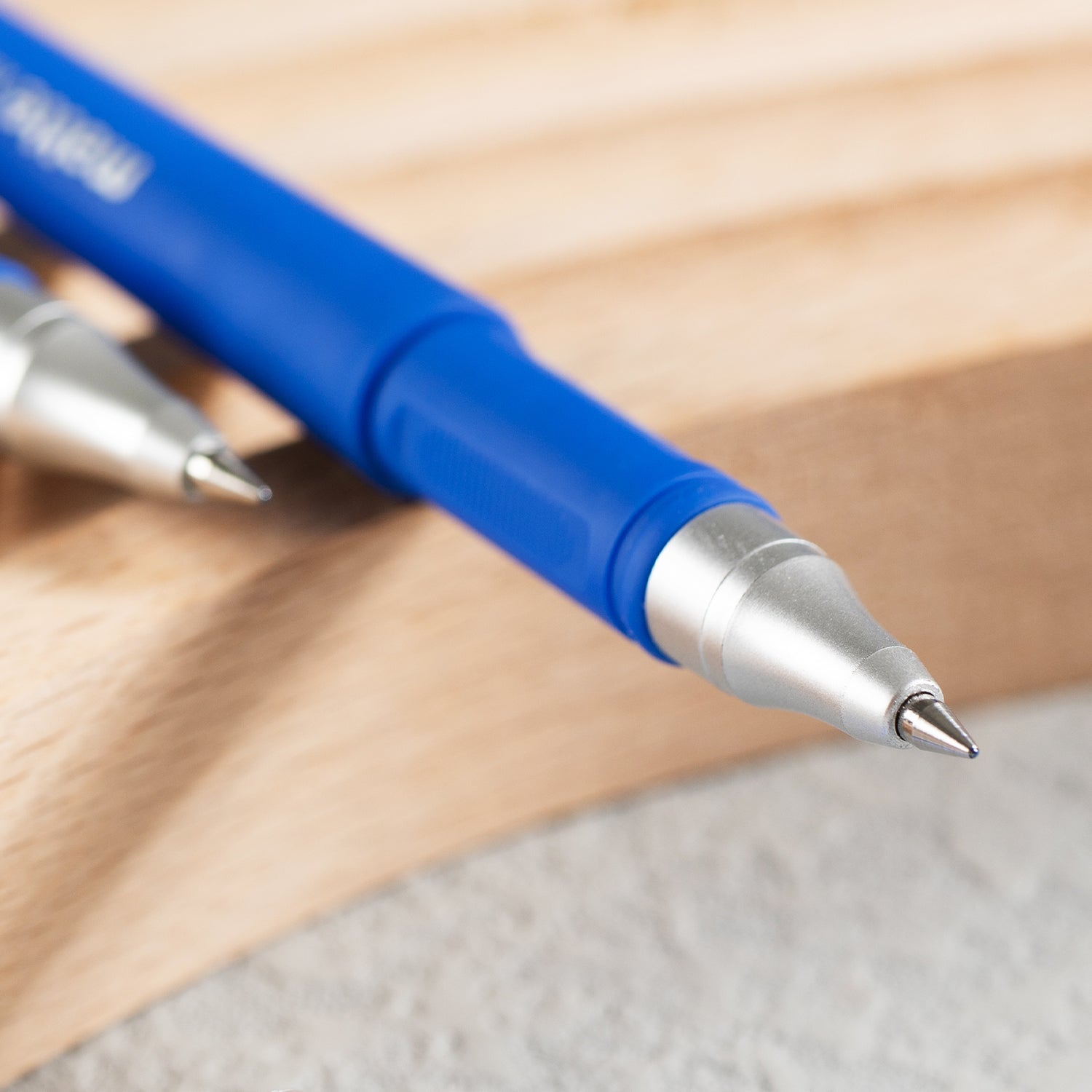 Deli Matte Arris Gel pen -0.5mm- BL | Bullet tip | Smooth & Effortless writing